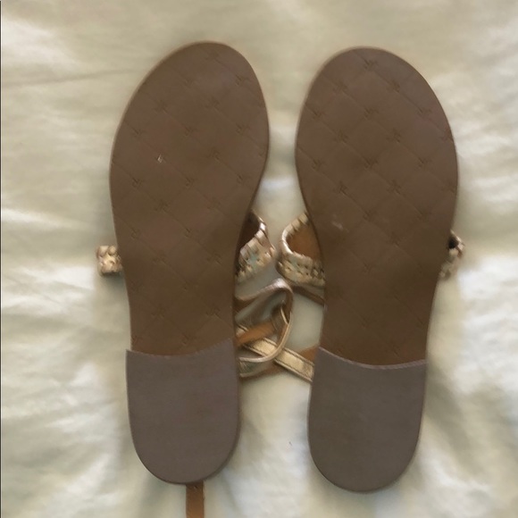 Shoes - Picture 2 of 3